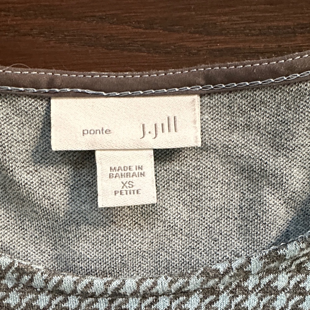Blue Houndstooth Patterned Top - Picture 2 of 4